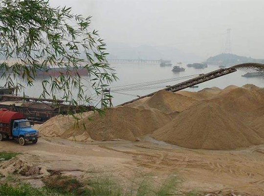 非法盜采河砂5000余方，涉案價(jià)值500萬(wàn)！湖北一盜采河砂團(tuán)伙被抓