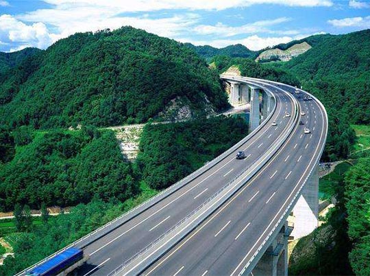 砂石利好 | 2022年3省新改建公路近2.5萬(wàn)里，機(jī)制砂生產(chǎn)要注意這2點(diǎn) 