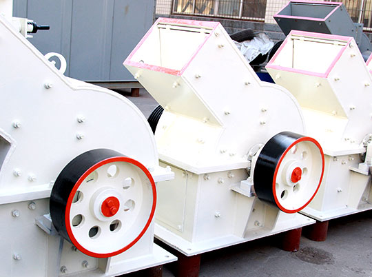 改進(jìn)錘式破碎機(jī)錘頭結(jié)構(gòu)，為客戶(hù)量身設(shè)計(jì)高產(chǎn)低耗設(shè)備（下）